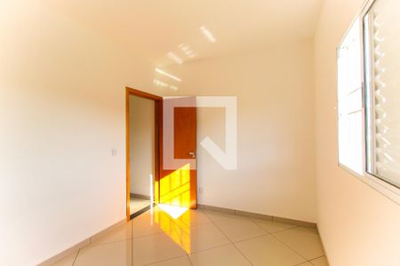 Quarto 1 de casa para alugar com 3 quartos, 163m² em Vila Carolina, São Paulo
