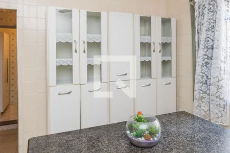 Casa para alugar com 344m², 3 quartos e 6 vagasCopa - Armários