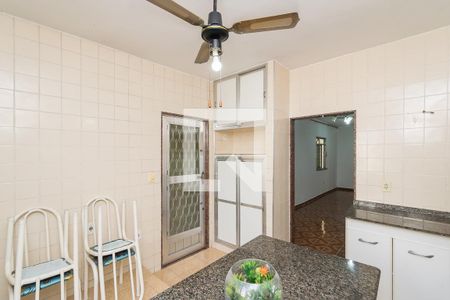 Casa para alugar com 344m², 3 quartos e 6 vagasCopa