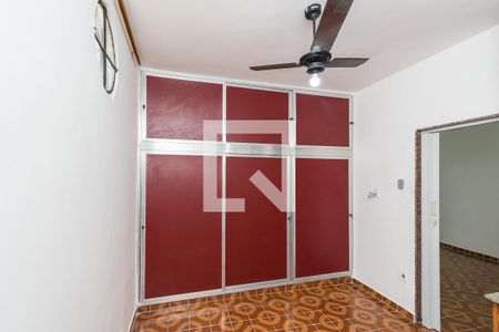 Casa para alugar com 344m², 3 quartos e 6 vagasQuarto 2 - Armários