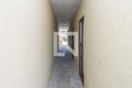 Casa para alugar com 344m², 3 quartos e 6 vagasCorredor lateral