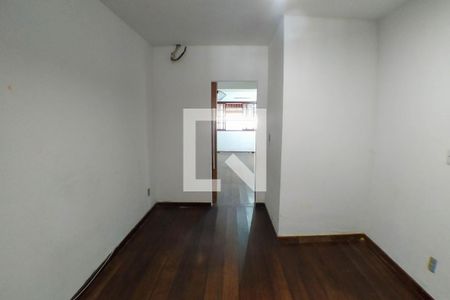 Quarto 1 de casa à venda com 3 quartos, 120m² em Serra Grande, Niterói