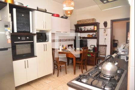 Apartamento à venda com 141m², 3 quartos e sem vagaCozinha