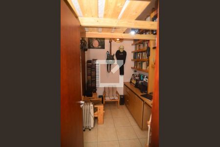 Apartamento à venda com 141m², 3 quartos e sem vagaQuarto de Serviço / Escritório