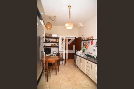 Apartamento à venda com 141m², 3 quartos e sem vagaCozinha