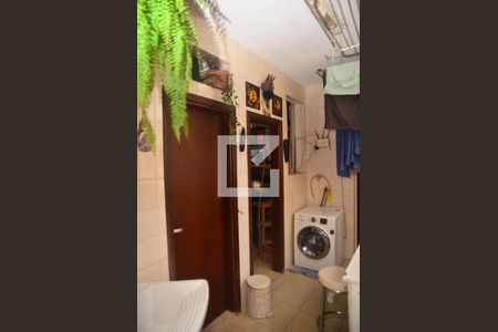 Apartamento à venda com 141m², 3 quartos e sem vagaÁrea de Serviço