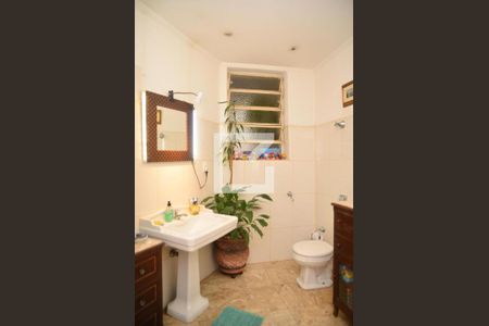 Apartamento à venda com 141m², 3 quartos e sem vagaBanheiro