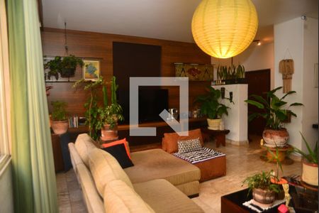 Sala de apartamento à venda com 3 quartos, 141m² em Bela Vista, São Paulo
