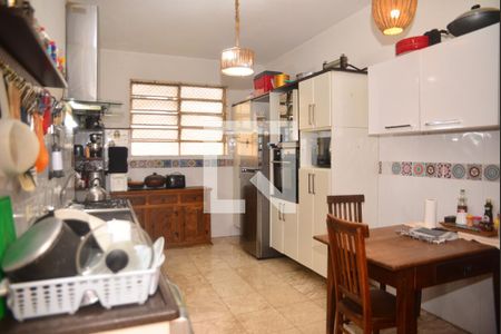 Apartamento à venda com 141m², 3 quartos e sem vagaCozinha