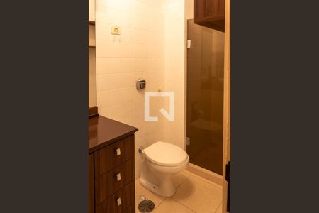 Apartamento à venda com 85m², 2 quartos e 1 vaga Apartamento à venda com 85m², 2 quartos e 1 vagaBanheiro