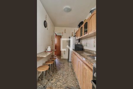 Casa à venda com 280m², 4 quartos e 3 vagasCozinha