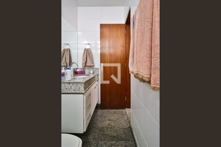 Casa à venda com 280m², 4 quartos e 3 vagasBanheiro do Quarto 4 Suíte