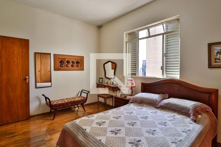 Casa à venda com 280m², 4 quartos e 3 vagasQuarto 4 Suíte