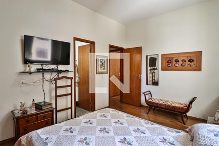 Casa à venda com 280m², 4 quartos e 3 vagasQuarto 4 Suíte