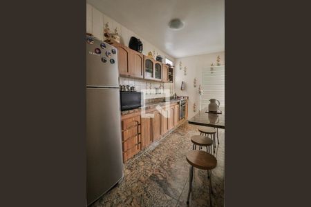 Casa à venda com 280m², 4 quartos e 3 vagasCozinha