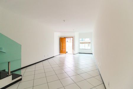 Sala de casa para alugar com 3 quartos, 163m² em Vila Carolina, São Paulo