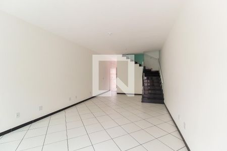 Sala de casa para alugar com 3 quartos, 163m² em Vila Carolina, São Paulo