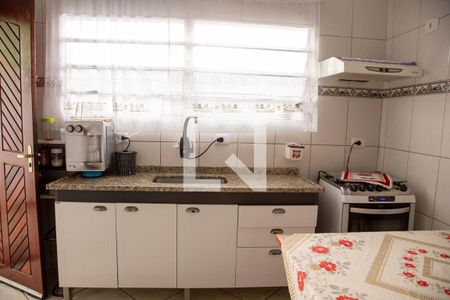 Casa à venda com 125m², 2 quartos e 4 vagas Casa à venda com 125m², 2 quartos e 4 vagasCozinha