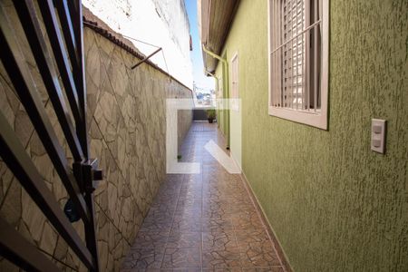 Casa à venda com 125m², 2 quartos e 4 vagas Casa à venda com 125m², 2 quartos e 4 vagasCorredor