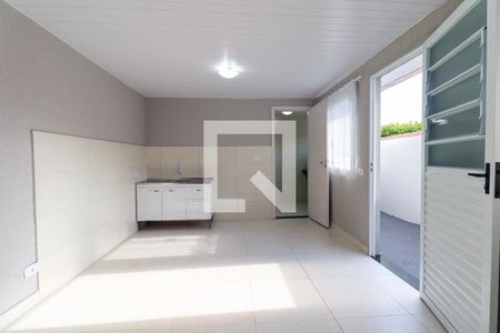 Sala/Cozinha de casa para alugar com 1 quarto, 48m² em Guaíra, Curitiba