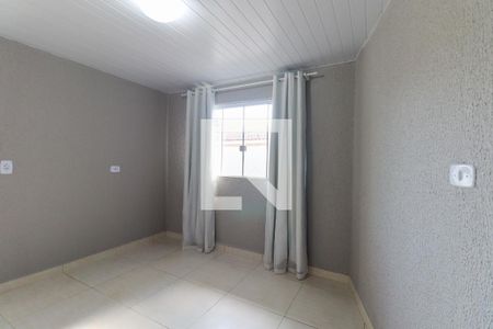 Quarto de casa para alugar com 1 quarto, 48m² em Guaíra, Curitiba