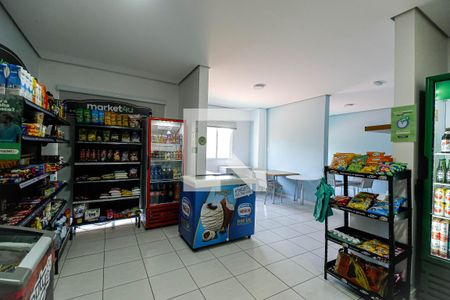 Apartamento para alugar com 32m², 1 quarto e 1 vagaMini market
