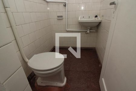 Banheiro da Suíte de apartamento para alugar com 3 quartos, 80m² em Centro Histórico, Porto Alegre