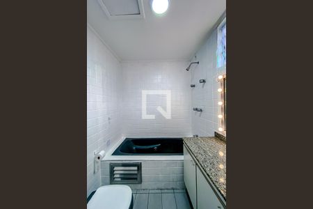 Casa à venda com 120m², 2 quartos e 1 vagaBanheiro