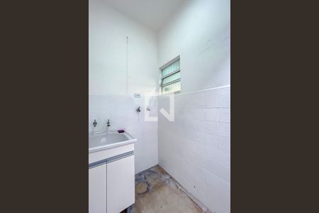 Casa à venda com 120m², 2 quartos e 1 vagaÁrea de Serviço