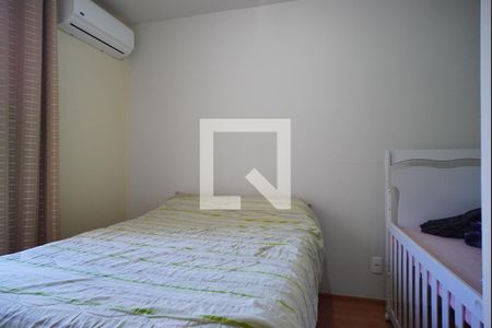Quarto 2 de apartamento à venda com 2 quartos, 44m² em Rubem Berta, Porto Alegre