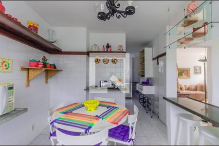 Apartamento para alugar com 160m², 3 quartos e 2 vagasCozinha