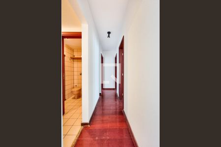 Corredor de apartamento para alugar com 3 quartos, 100m² em Vila Ema, São José dos Campos