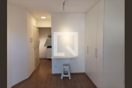 Quarto/sala de kitnet/studio para alugar com 1 quarto, 29m² em Vila Independencia, São Paulo