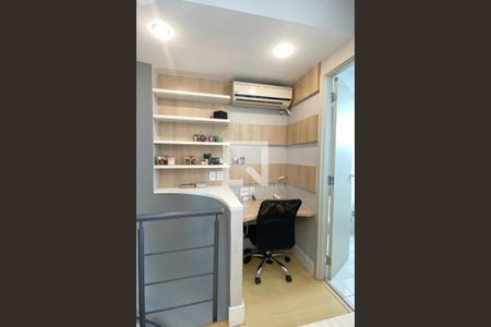 Apartamento à venda com 75m², 1 quarto e 1 vagaEscritório