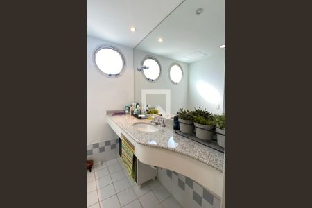 Apartamento à venda com 75m², 1 quarto e 1 vagaBanheiro da Suíte 1