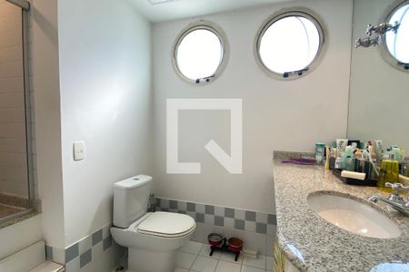 Apartamento à venda com 75m², 1 quarto e 1 vagaBanheiro da Suíte 1