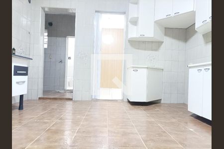 Cozinha de casa para alugar com 3 quartos, 70m² em Jardim Sapopemba, São Paulo