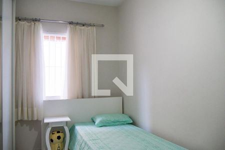 Casa à venda com 217m², 5 quartos e 5 vagasQuarto 2