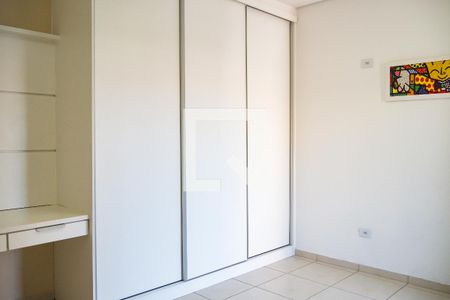 Casa à venda com 217m², 5 quartos e 5 vagasQuarto 4 - Casa 2