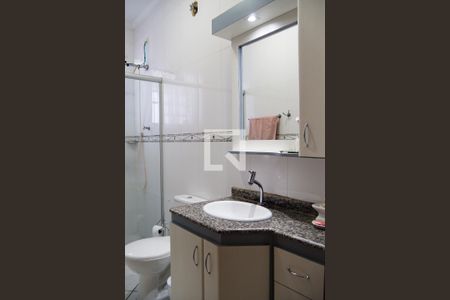 Casa à venda com 217m², 5 quartos e 5 vagasBanheiro Social