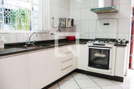 Casa à venda com 217m², 5 quartos e 5 vagasCozinha Casa 1