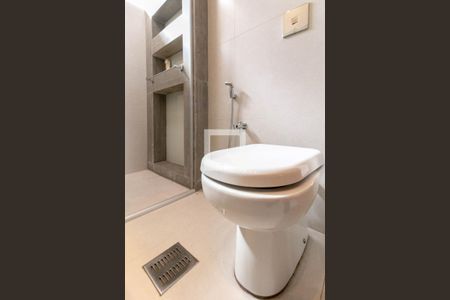 Apartamento à venda com 180m², 3 quartos e 2 vagasBanheiro Social