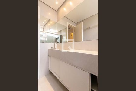 Apartamento à venda com 180m², 3 quartos e 2 vagasBanheiro Social