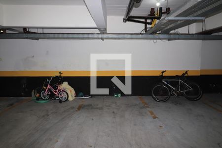 Garagem de apartamento para alugar com 2 quartos, 75m² em Vila Aricanduva, São Paulo