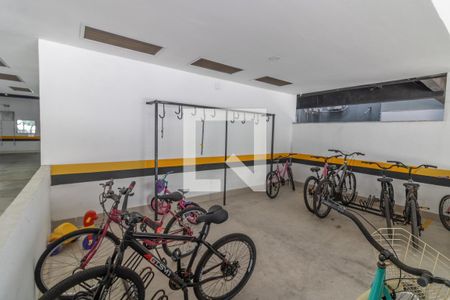 Apartamento à venda com 110m², 4 quartos e 2 vagas Apartamento à venda com 110m², 4 quartos e 2 vagasÁrea comum - Bicicletário