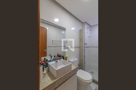 Apartamento à venda com 110m², 4 quartos e 2 vagas Apartamento à venda com 110m², 4 quartos e 2 vagasBanheiro Social