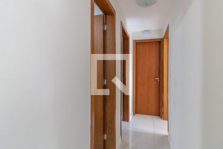 Apartamento à venda com 110m², 4 quartos e 2 vagas Apartamento à venda com 110m², 4 quartos e 2 vagasCorredor