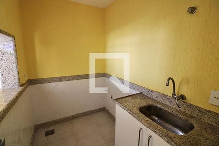 Casa de condomínio à venda com 1113m², 5 quartos e 4 vagas Casa de condomínio à venda com 1113m², 5 quartos e 4 vagasÁrea da Churrasqueira
