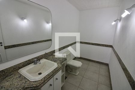 Casa de condomínio à venda com 1113m², 5 quartos e 4 vagas Casa de condomínio à venda com 1113m², 5 quartos e 4 vagasBanheiro Social
