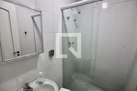 Casa de condomínio à venda com 1113m², 5 quartos e 4 vagas Casa de condomínio à venda com 1113m², 5 quartos e 4 vagasBanheiro de serviço